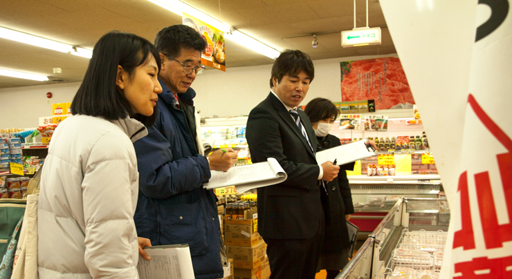 食品表示のパトロール隊