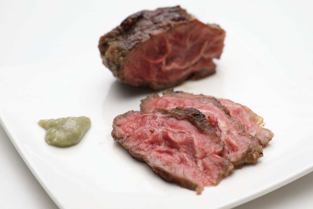 ああ、腹いっぱい食べてみたい！ 超希少部位「センボン」